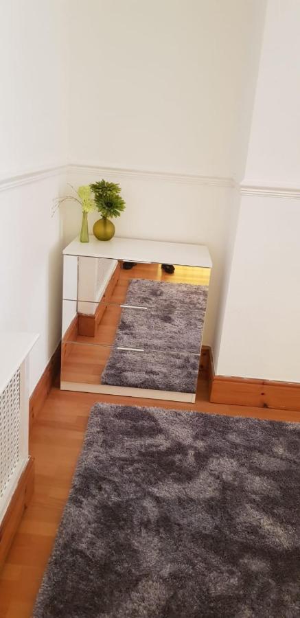 فيلا ليفربولفي Riverpool - Elegant House 1 Minute Walk To Anfield Stadium المظهر الخارجي الصورة