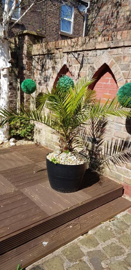 فيلا ليفربولفي Riverpool - Elegant House 1 Minute Walk To Anfield Stadium المظهر الخارجي الصورة