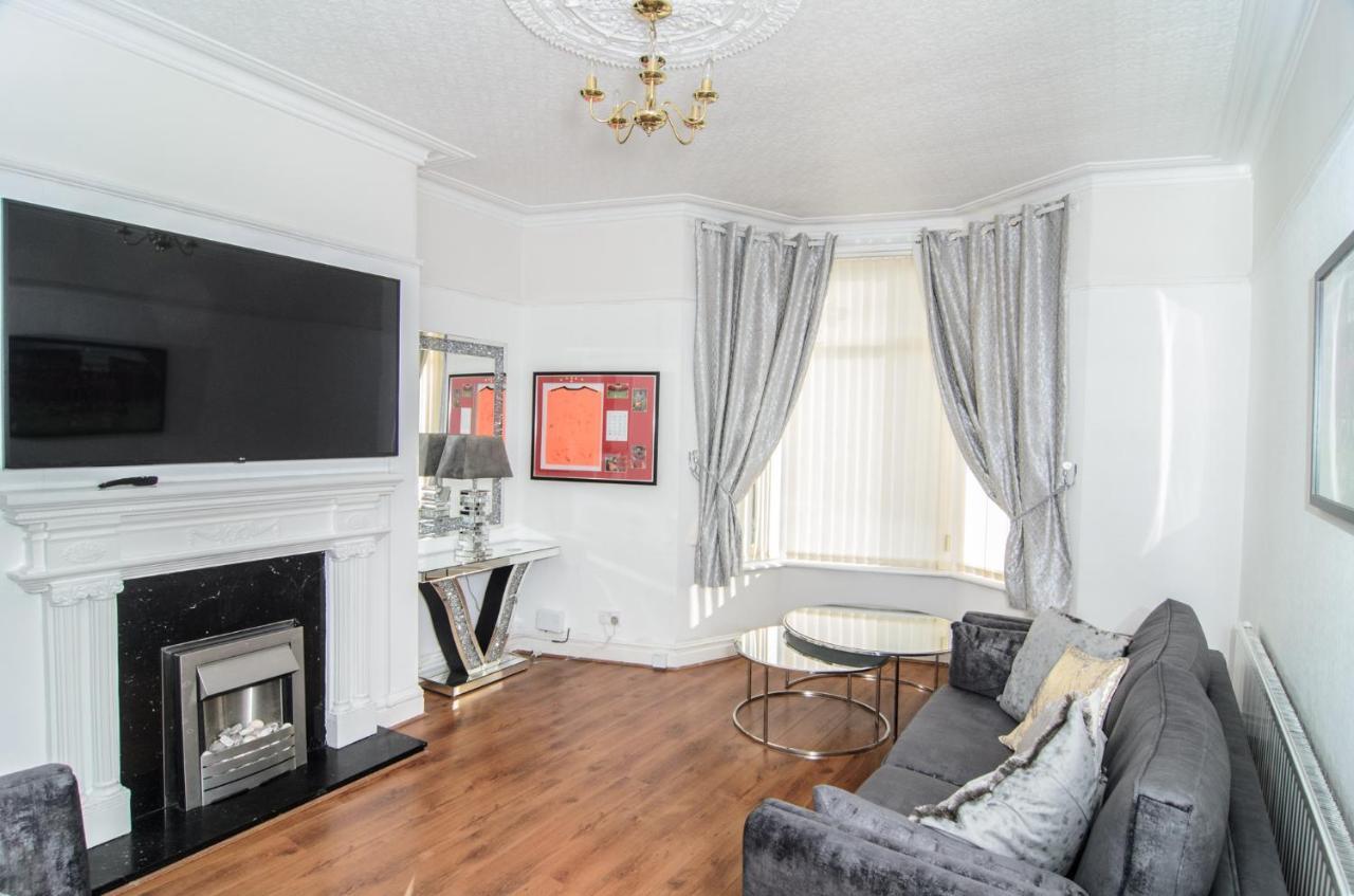 فيلا ليفربولفي Riverpool - Elegant House 1 Minute Walk To Anfield Stadium المظهر الخارجي الصورة