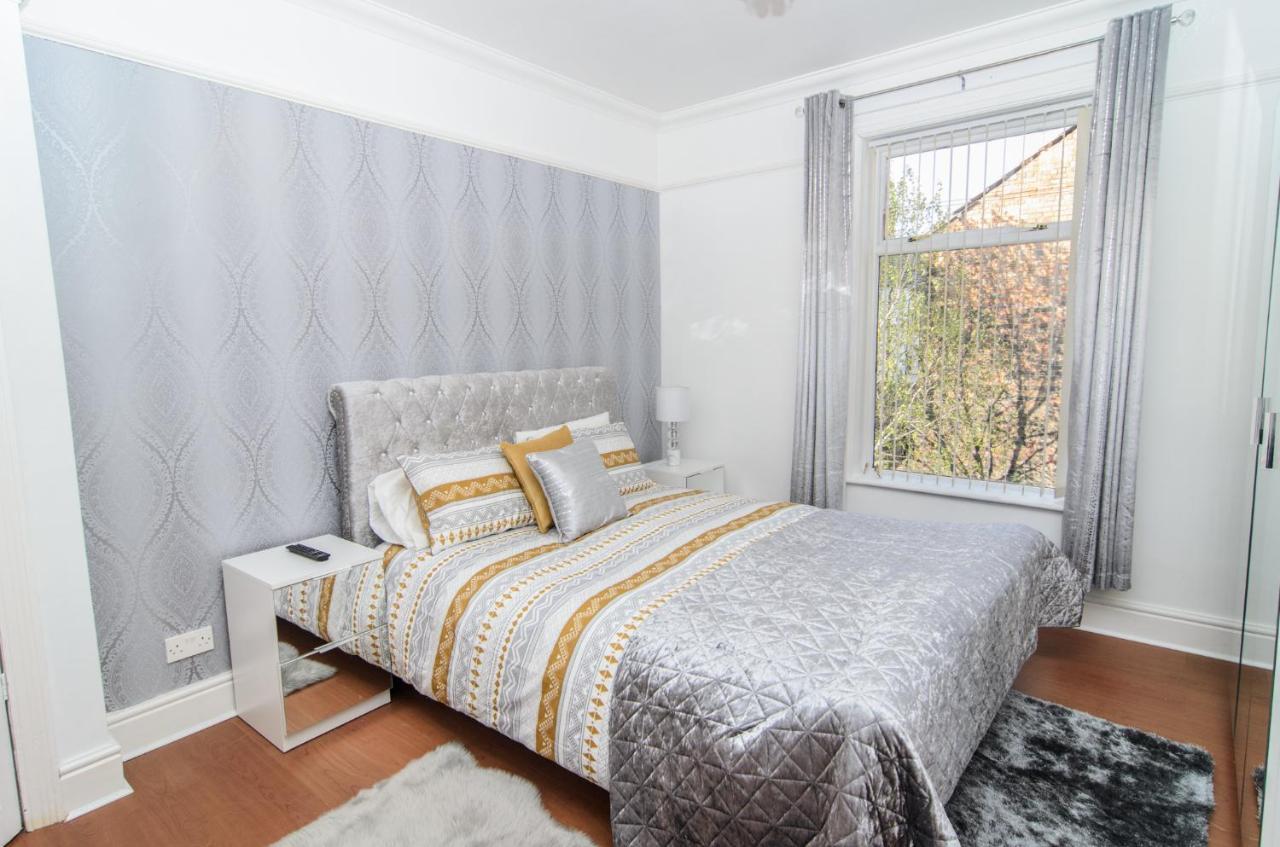 فيلا ليفربولفي Riverpool - Elegant House 1 Minute Walk To Anfield Stadium المظهر الخارجي الصورة